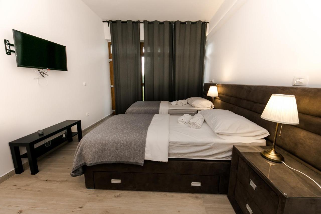 Palomia B Apartment Split Exterior photo